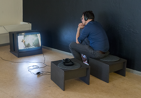 Ausstellungsbesucher - Kunstpfeil_108 (Vanja Stojanovic) – Foto Hannes Kater