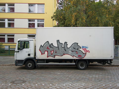 Hannes Kater - Mit Graffiti besprühter LKW, fotografiert in Berlin, Wedding 